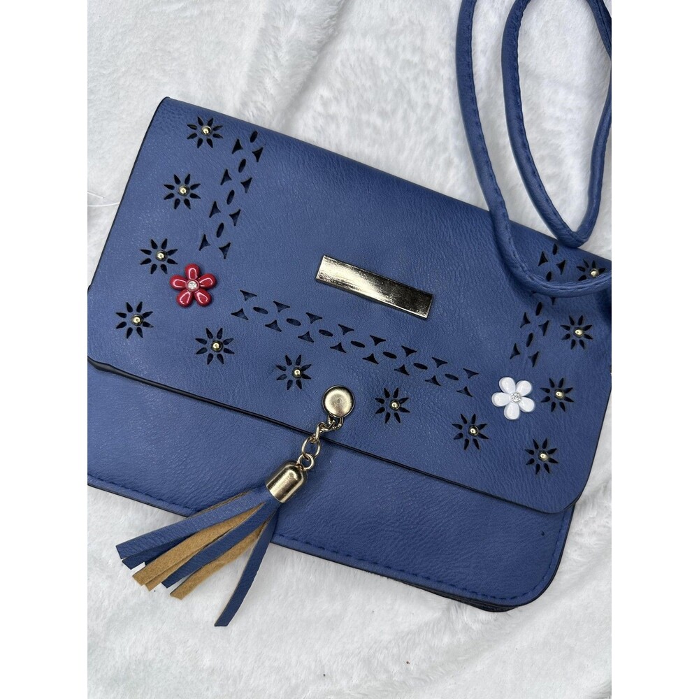 NEW Mithy Accessories Crossbody Bag Womens Small Blue Floral Tassel Snap - Picture 2 of 6